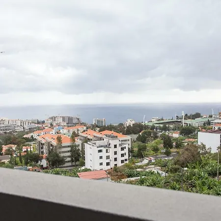 Stella Maris Funchal-sea View&pool Apartment *